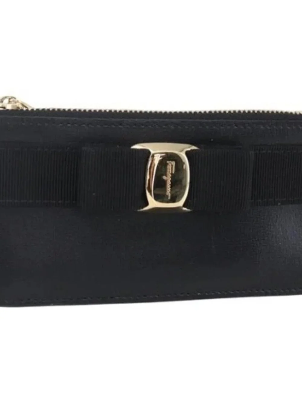 Salvatore Ferragamo Vala Card Case Leather Black Gold Auth BA8463